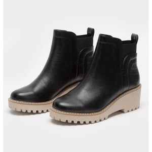 DV By DOLCE VITA Rielle Womens Chelsea Wedge Boots 7 NWOB